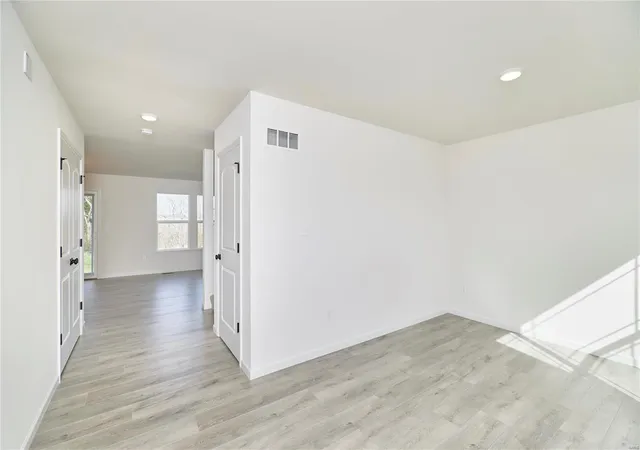 Photo 2 of Single family home for sale at 1933 Rolling River Cir, O Fallon, MO 63366 | MLS# 25017376 | Listing updated on 2025-03-22