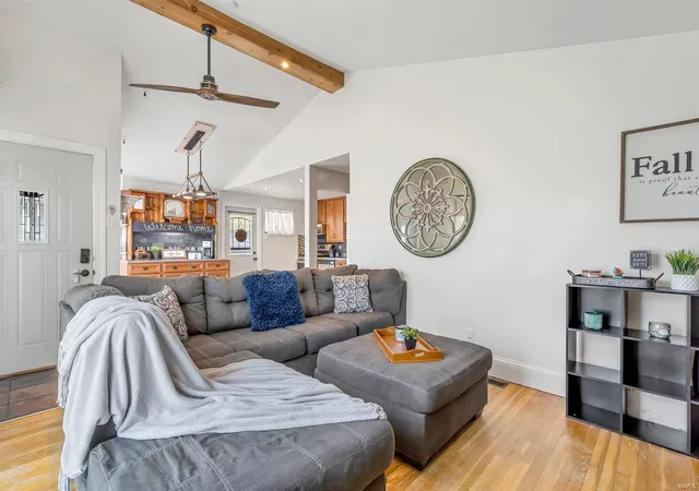 Photo 3 of Single family home for sale at 3716 Comstock Dr, Saint Louis, MO 63125 | MLS# 25017519 | Listing updated on 2025-03-25