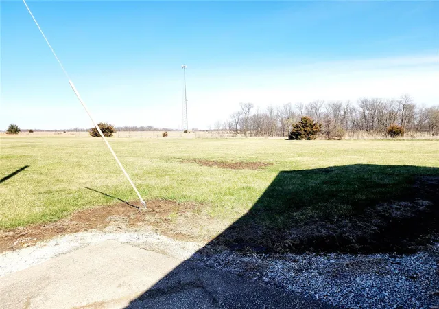 Photo 15 of Single family home for sale at 24120 107 Hwy, Stoutsville, MO 65283 | MLS# 25017536 | Listing updated on 2025-03-24