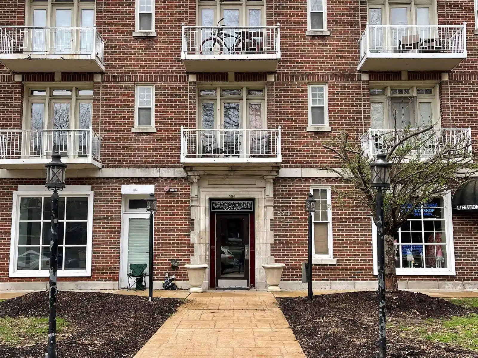 Listing Photo 1 - Condo for sale in 5316 Pershing Ave located at 5316 Pershing Ave, St. Louis, MO 63112 - Unit #313