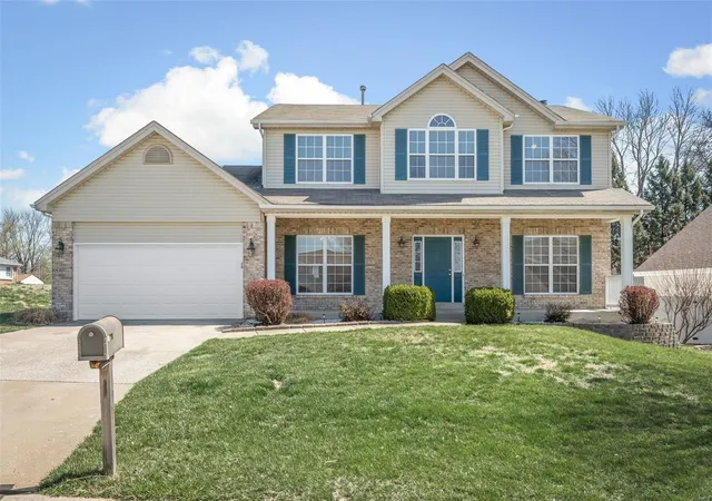 Photo 1 of Single family home for sale at 1 Crystal Cvs, Saint Charles, MO 63301 | MLS# 25017718 | Listing updated on 2025-03-27