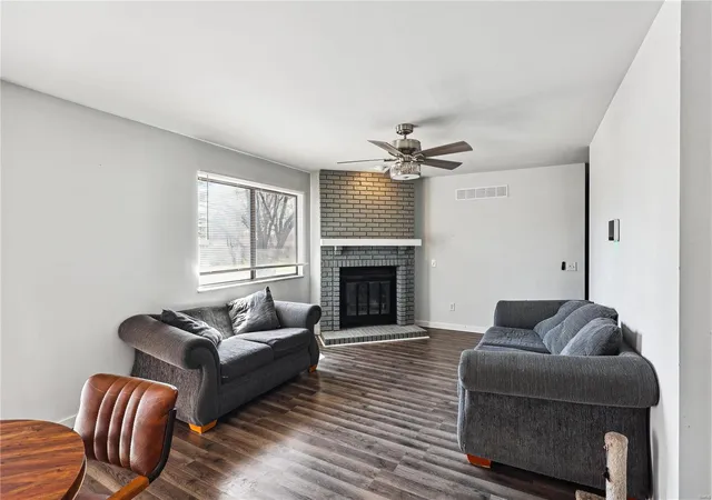 Photo 4 of Single family home for sale at 4132 90Th Ave, Florissant, MO 63034 | MLS# 25017770 | Listing updated on 2025-04-03