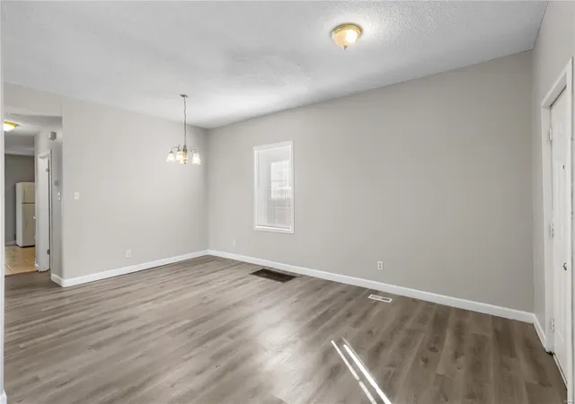 Photo 3 of Single family home for sale at 4324 Delor St, Saint Louis, MO 63116 | MLS# 25017781 | Listing updated on 2025-03-29