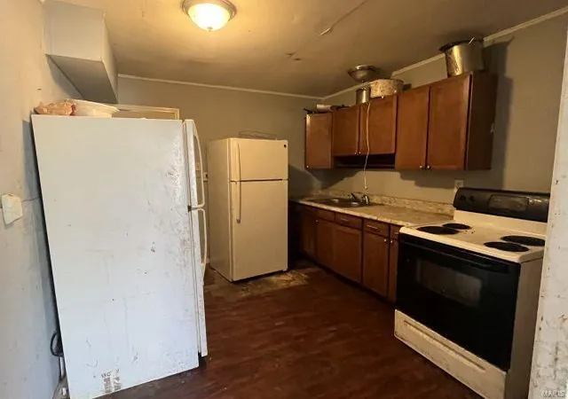 Photo 3 of Single family home for sale at 5319 Elsie Ave, Saint Louis, MO 63135 | MLS# 25017800 | Listing updated on 2025-03-24