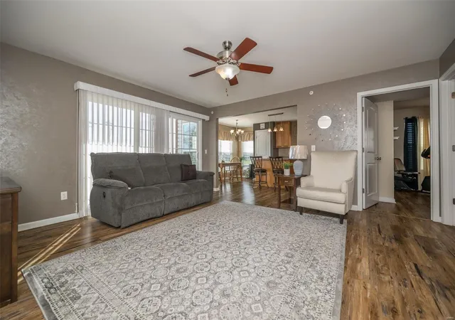 Photo 3 of Condo for sale at 112 Lily Pad Ln, Saint Peters, MO 63376 | MLS# 25017891 | Listing updated on 2025-03-31