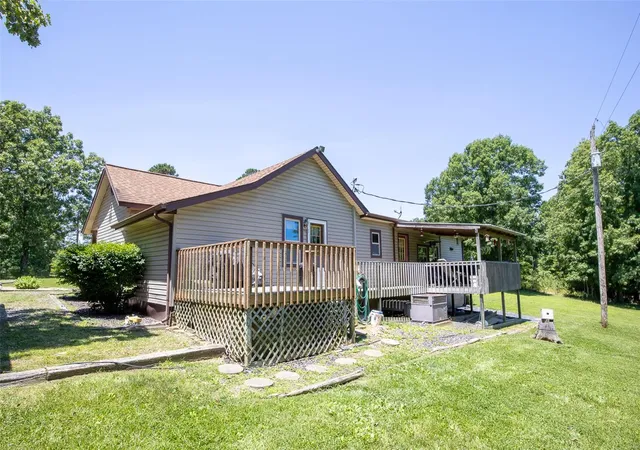 Photo 2 of Single family home for sale at 37132 State Hwy Hh, Patton, MO 63662 | MLS# 25018023 | Listing updated on 2025-03-28