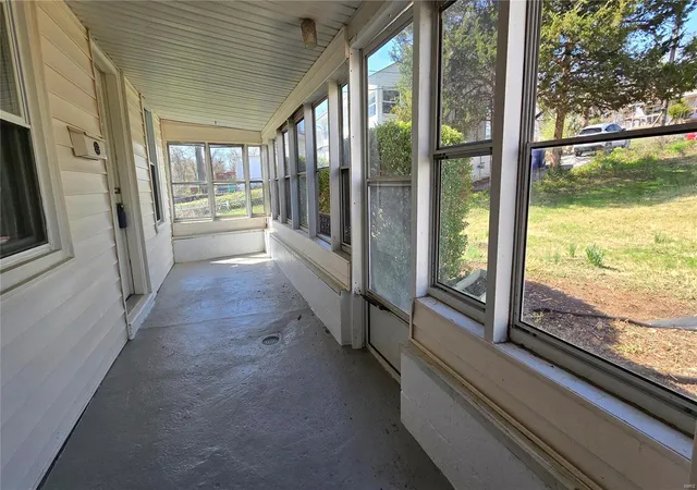 Photo 2 of Single family home for sale at 3240 Airway Ave, Saint Louis, MO 63114 | MLS# 25018208 | Listing updated on 2025-03-25