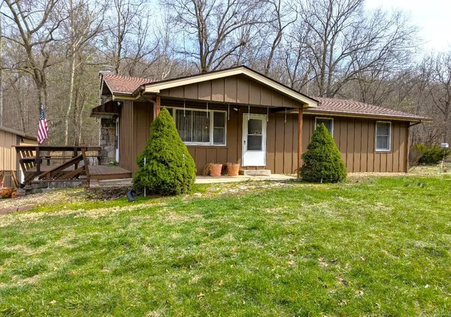 Photo 1 of Single family home for sale at 2337 Boy Scout Rd, Hermann, MO 65041 | MLS# 25018264 | Listing updated on 2025-03-28