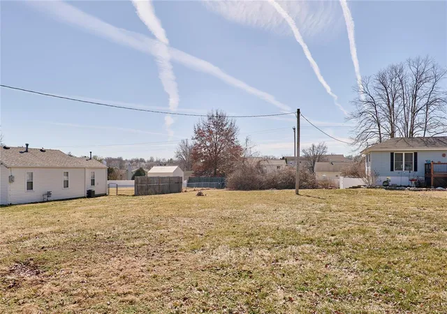 Photo 1 of Land for sale at 534 Hickory Dale Dr, Saint Charles, MO 63304 | MLS# 25018386 | Listing updated on 2025-03-25
