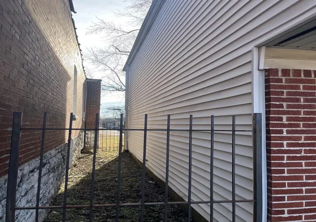 Photo 2 of Single family home for sale at 4112 Turner Ave, Saint Louis, MO 63115 | MLS# 25018418 | Listing updated on 2025-03-25