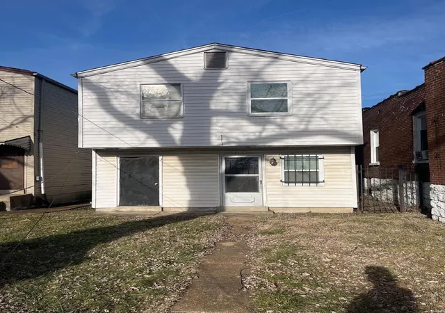 Photo 3 of Single family home for sale at 4112 Turner Ave, Saint Louis, MO 63115 | MLS# 25018418 | Listing updated on 2025-03-25