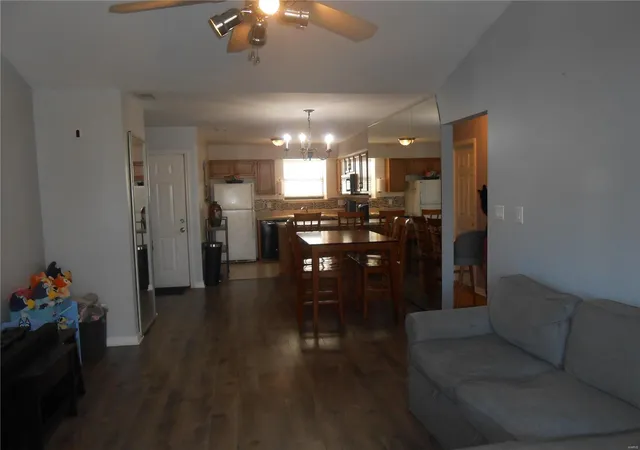 Photo 3 of Condo for sale at 12954 Bryce Cyn Dr #E, Maryland Heights, MO 63043 | MLS# 25018700 | Listing updated on 2025-03-27