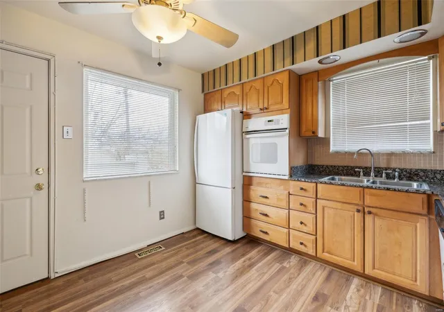 Photo 3 of Single family home for sale at 5227 Saint Louis Ave, Saint Louis, MO 63115 | MLS# 25019117 | Listing updated on 2025-03-28