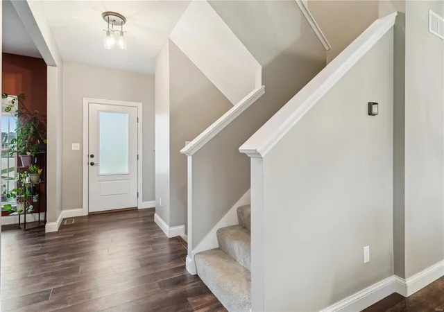 Photo 1 of Single family home for sale at 114 Palais Ct, Saint Charles, MO 63301 | MLS# 25019180 | Listing updated on 2025-04-01