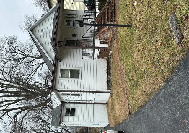 Photo 1 of Single family home for sale at 3229 Royalton Ave, Saint Louis, MO 63114 | MLS# 25019251 | Listing updated on 2025-03-28