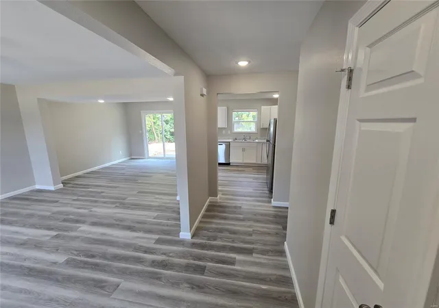Photo 2 of Single family home for sale at 401 Daniel Court, New Haven, MO 63068 | MLS# 25019345 | Listing updated on 2025-04-02