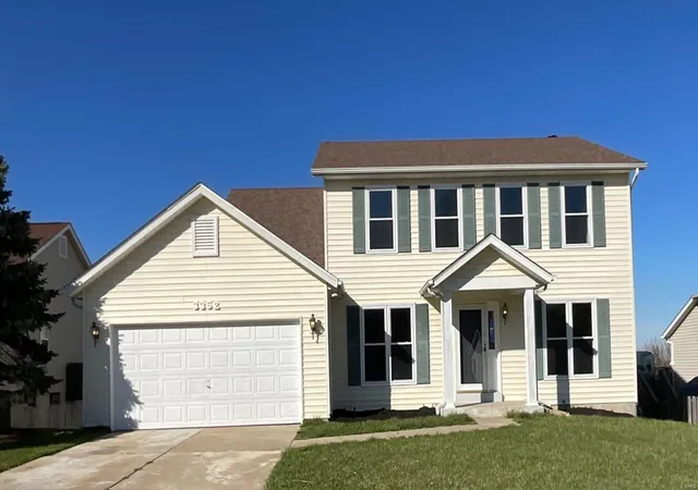 Photo 1 of Single family home for sale at 3352 Cottonwood Dr, Saint Charles, MO 63301 | MLS# 25019515 | Listing updated on 2025-03-29