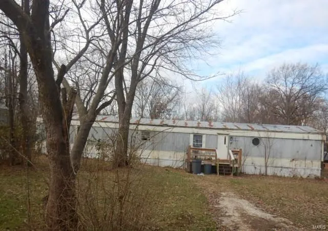 Photo 1 of Single family home for sale at 103 N Roosevelt St, Bellflower, MO 63333 | MLS# 25019567 | Listing updated on 2025-03-29