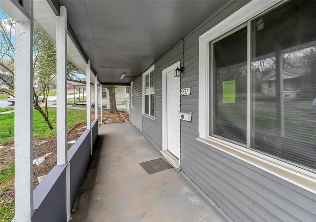 Photo 2 of Single family home for sale at 5537 Helen Ave, Saint Louis, MO 63136 | MLS# 25019573 | Listing updated on 2025-03-29