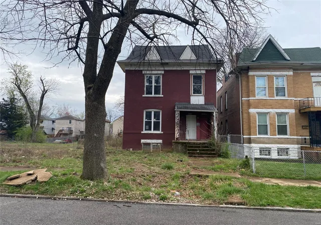 Photo 1 of Multi family home for sale at 6010 Bartmer Ave, Saint Louis, MO 63112 | MLS# 25019628 | Listing updated on 2025-03-31