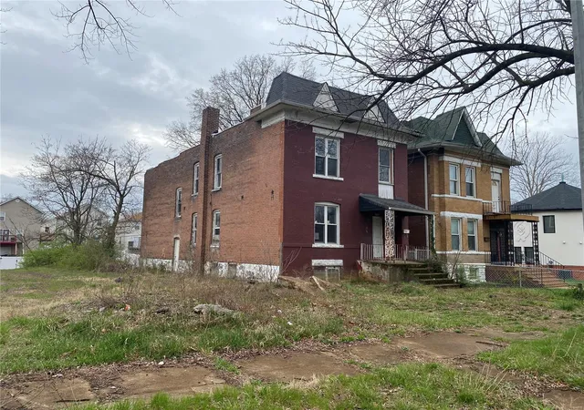 Photo 2 of Multi family home for sale at 6010 Bartmer Ave, Saint Louis, MO 63112 | MLS# 25019628 | Listing updated on 2025-03-31