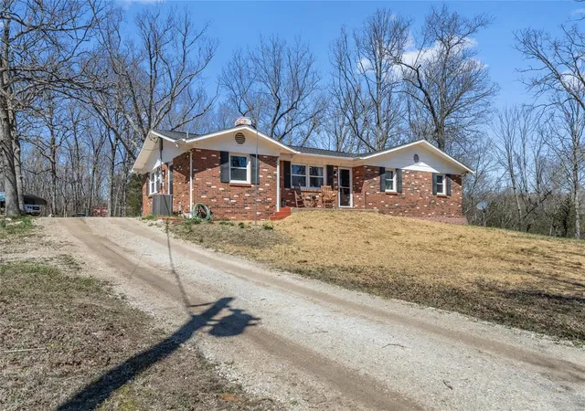 Photo 3 of Single family home for sale at 13411 State Route 21, De Soto, MO 63020 | MLS# 25019685 | Listing updated on 2025-03-31