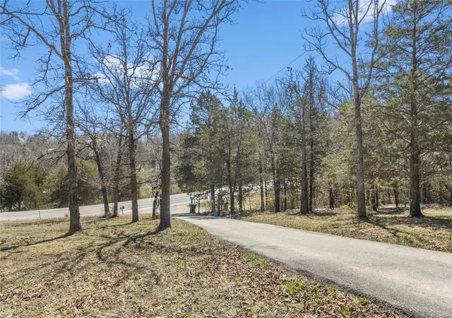 Photo 4 of Single family home for sale at 13411 State Route 21, De Soto, MO 63020 | MLS# 25019685 | Listing updated on 2025-03-31