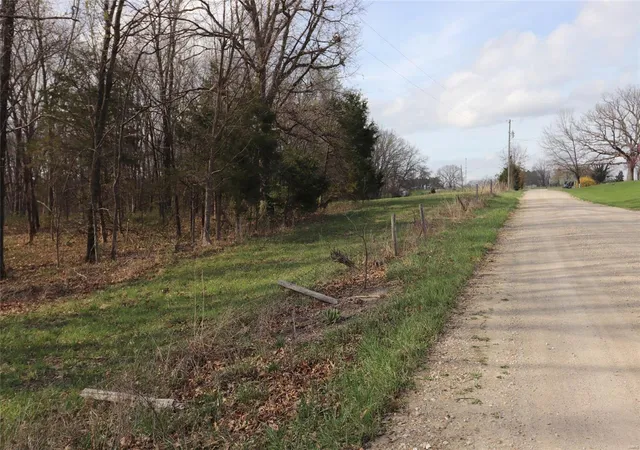 Photo 2 of Land for sale at 0 5 Acres County Rd 144 Tract1, Williamsburg, MO 63388 | MLS# 25019921 | Listing updated on 2025-04-01