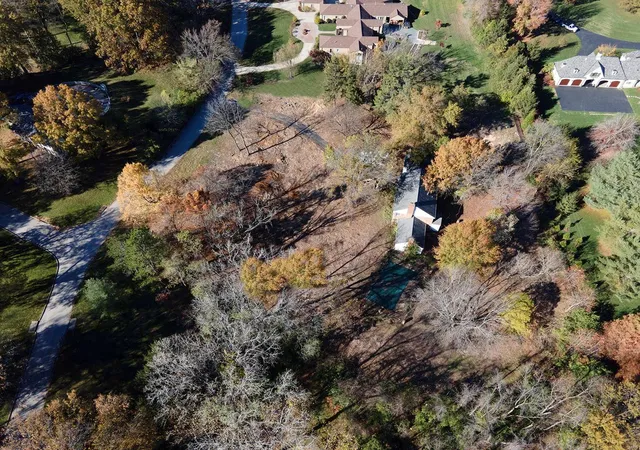 Photo 2 of Land for sale at 9 Dunleith Dr, Saint Louis, MO 63124 | MLS# 25019943 | Listing updated on 2025-04-01