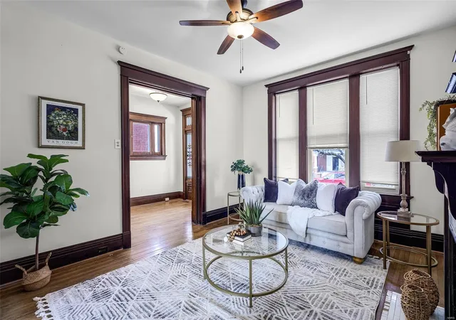Photo 4 of Single family home for sale at 3446 Sidney St, Saint Louis, MO 63104 | MLS# 25020041 | Listing updated on 2025-04-02