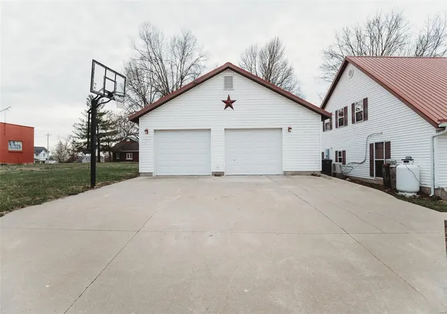 Photo 50 of Single family home for sale at 109 Railroad Ave, Bland, MO 65014 | MLS# 25020042 | Listing updated on 2025-04-01