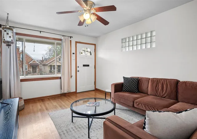 Photo 2 of Single family home for sale at 5605 Lansdowne Ave, Saint Louis, MO 63109 | MLS# 25020093 | Listing updated on 2025-04-03