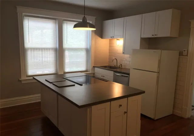 Photo 3 of Multi family home for sale at 3196 Portis Ave, Saint Louis, MO 63116 | MLS# 25020121 | Listing updated on 2025-04-01