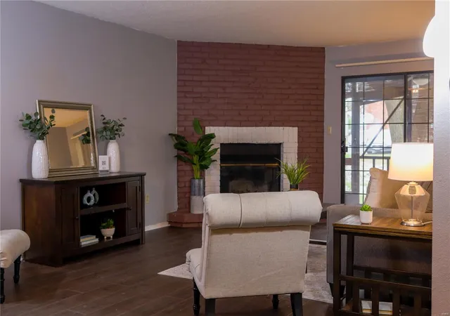Photo 3 of Condo for sale at 1440 Heritage Landing #111, Saint Charles, MO 63303 | MLS# 25020248 | Listing updated on 2025-04-01