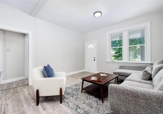 Photo 3 of Single family home for sale at 3817 Eiler St, Saint Louis, MO 63116 | MLS# 25020334 | Listing updated on 2025-04-02