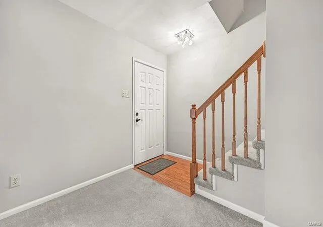 Photo 2 of Townhouse for sale at 1918 Union Rd, Saint Louis, MO 63125 | MLS# 25020436 | Listing updated on 2025-04-04