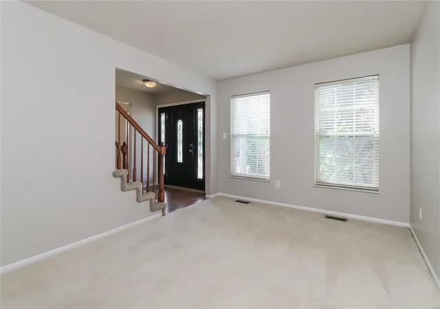 Photo 1 of Single family home for sale at 1826 Basket Oak Dr, Saint Charles, MO 63303 | MLS# 25020517 | Listing updated on 2025-04-02