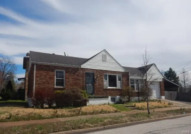 Photo 1 of Single family home for sale at 6736 Julian Ave, Saint Louis, MO 63130 | MLS# 25020563 | Listing updated on 2025-04-02