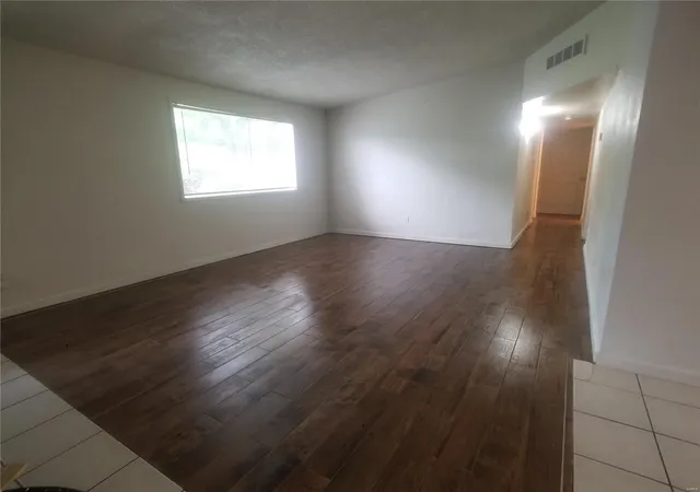 Photo 4 of Single family home for sale at (Undisclosed), Saint Louis, MO 63134 | MLS# 25020792 | Listing updated on 2025-04-04