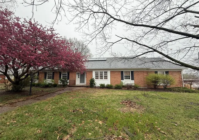 Photo 1 of Single family home for sale at 115 Sharon Dr, Montgomery City, MO 63361 | MLS# 25020844 | Listing updated on 2025-04-04