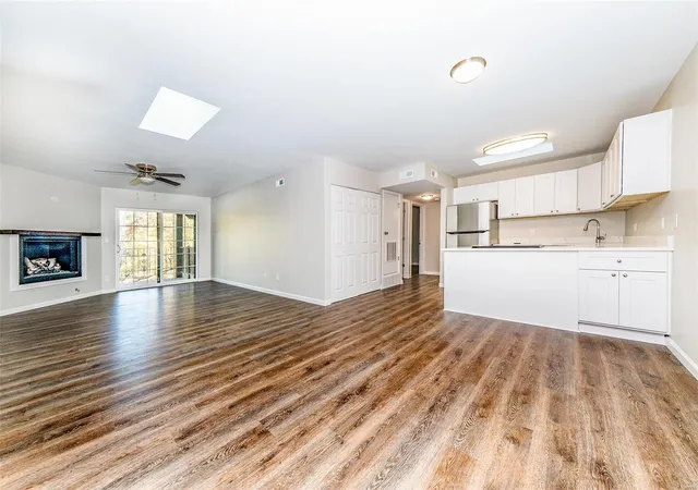 Photo 3 of Condo for sale at 1420 Heritage Landing #303, Saint Charles, MO 63303 | MLS# 25020876 | Listing updated on 2025-04-03