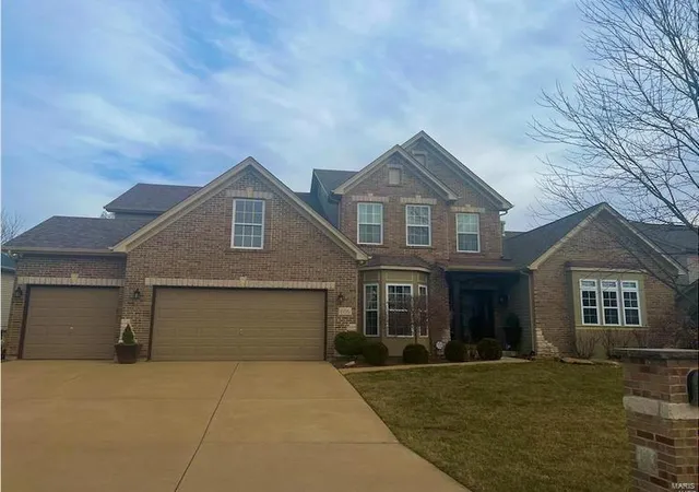 Photo 2 of Single family home for sale at 606 Orchid Dr, O Fallon, MO 63366 | MLS# 25020986 | Listing updated on 2025-04-06