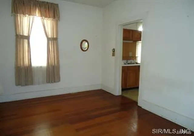 2nd image of 718 Wabash Ave, Belleville, IL 62220 | MLS# MIS4407099