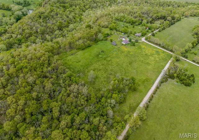 Photo 1 of Land at 81 Indian Creek Loop, Buffalo, MO 65622 | MLS# MIS25032280 |  | Sold on 2026-01-30