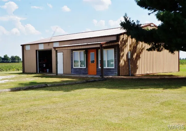 Photo 3 of Single family home for sale at 7526 State Hwy 164, Cardwell, MO 63829 | MLS# MIS25032869 | Listing updated on 2026-09-28