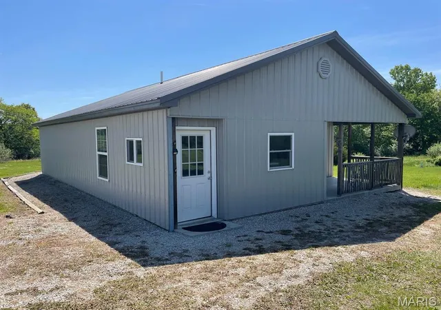 Photo 1 of Single Family Residence at 15968 Hwy J, Monroe City, MO 63456 | MLS# MIS25033404 |  | Sold on 2026-01-09