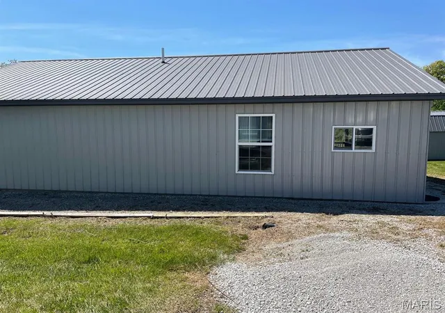 Photo 5 of Single Family Residence at 15968 Hwy J, Monroe City, MO 63456 | MLS# MIS25033404 |  | Sold on 2026-01-09