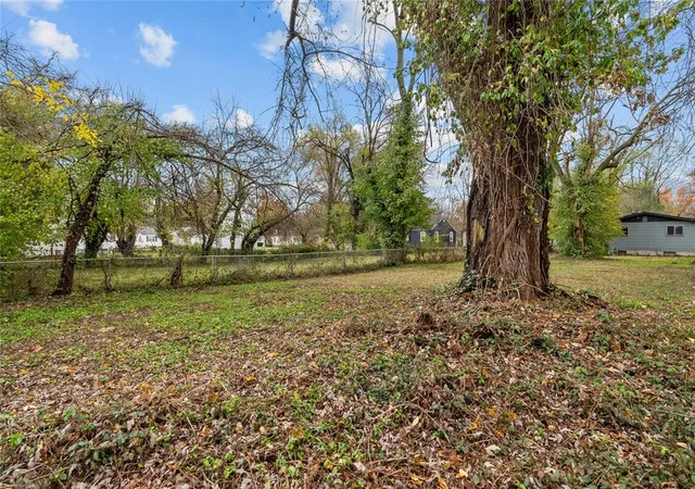 Photo 2 of Single Family Residence at 519 Graf Ave, Saint Louis, MO 63135 | MLS# MIS25034607 | | Sold on 2025-07-24