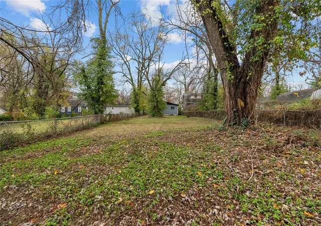 Photo 3 of Single Family Residence at 519 Graf Ave, Saint Louis, MO 63135 | MLS# MIS25034607 | | Sold on 2025-07-24