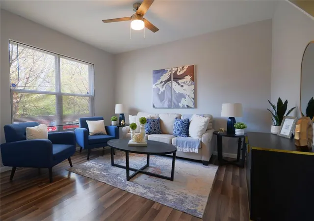Photo 1 of Single Family Residence at 2922 Pennsylvania Ave, Saint Louis, MO 63118 | MLS# MIS25034931 |  | Sold on 2025-07-30